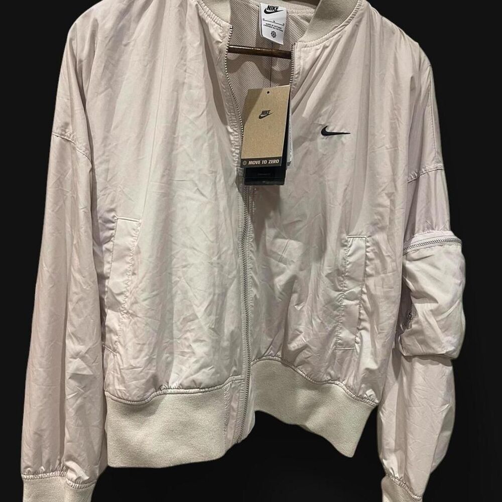 Nike Women's  Size Medium Pink and White Jacket